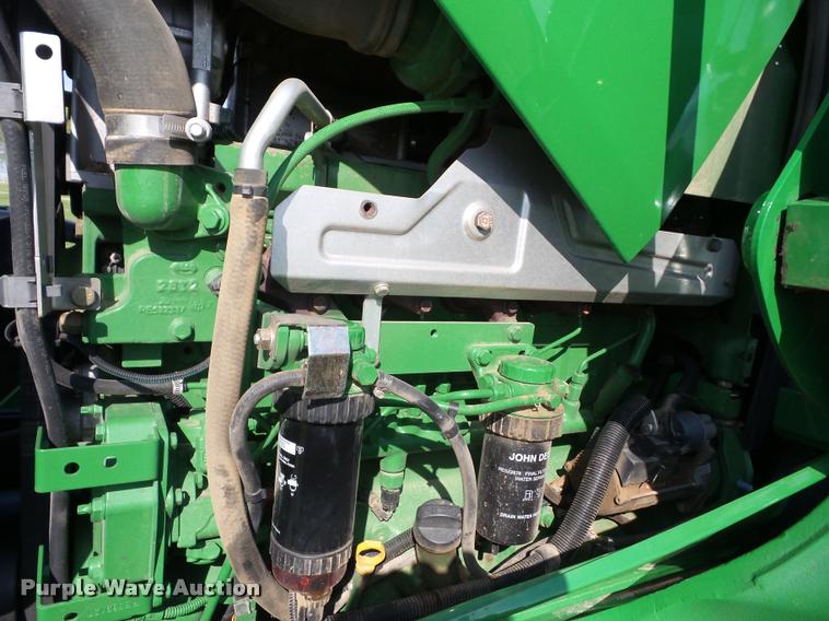 image for item J8643 2013 John Deere 7230 MFWD tractor