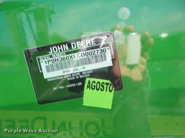 image for item J8643 2013 John Deere 7230 MFWD tractor