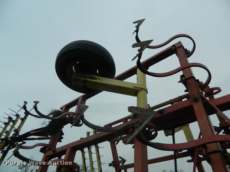 image for item K2560 Krause 4100 field cultivator