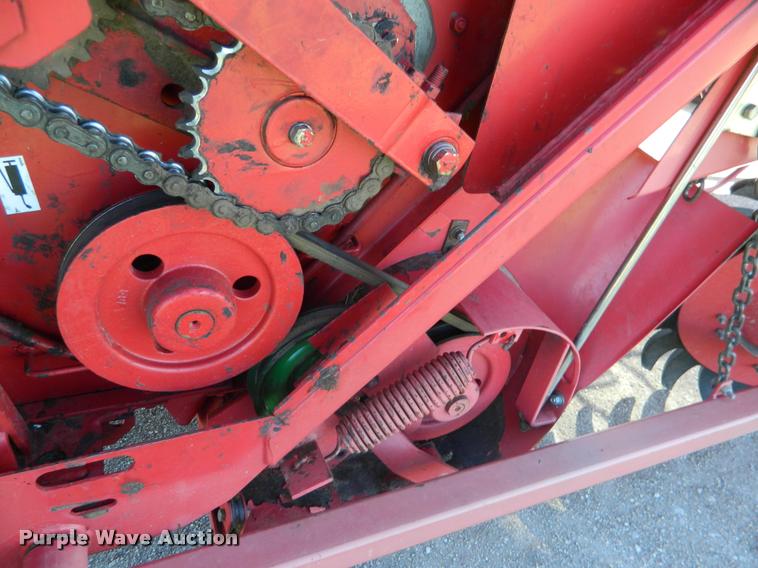 image for item K2564 1990 Gehl 1875 round baler