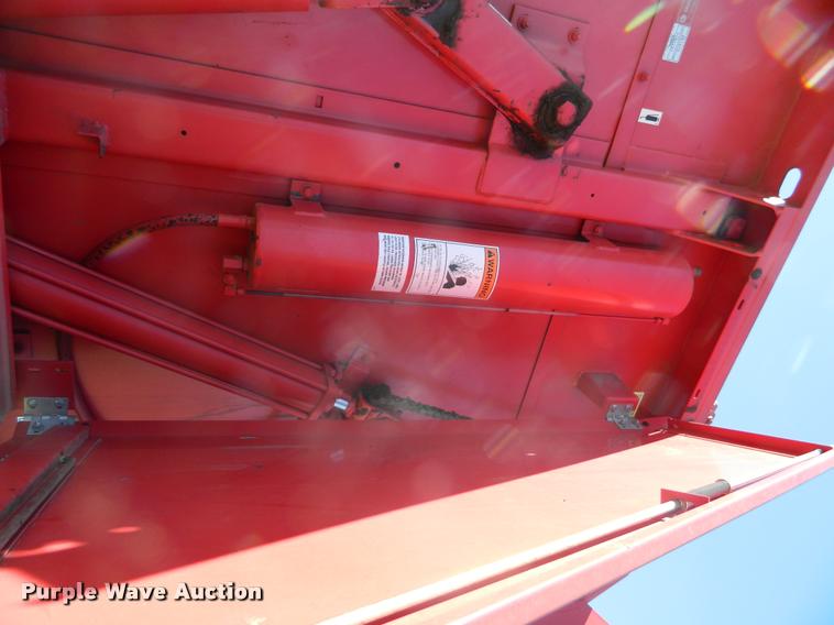 image for item K2564 1990 Gehl 1875 round baler