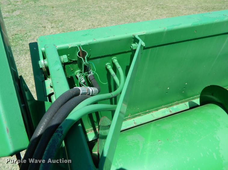 image for item K2566 1994 John Deere 930F flex head
