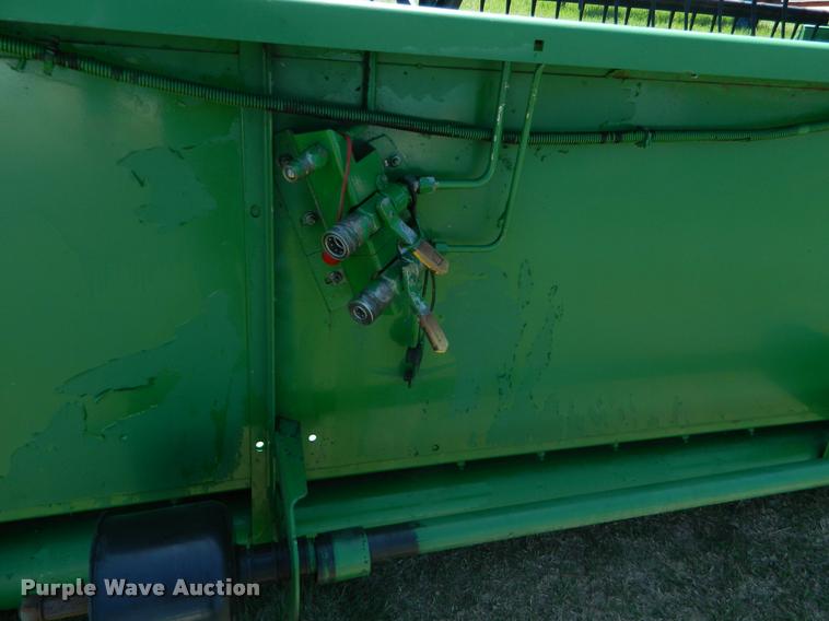image for item K2566 1994 John Deere 930F flex head