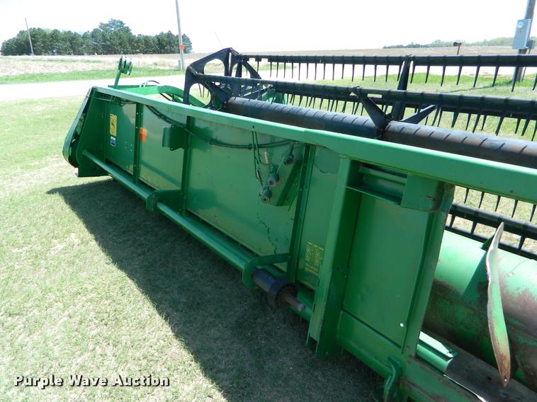 image for item K2566 1994 John Deere 930F flex head