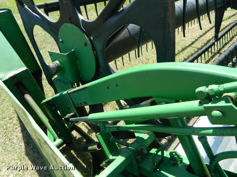 image for item K2566 1994 John Deere 930F flex head