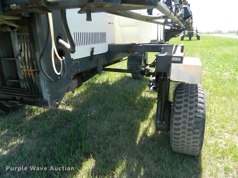 image for item K2568 Melroe 220 self-propelled sprayer