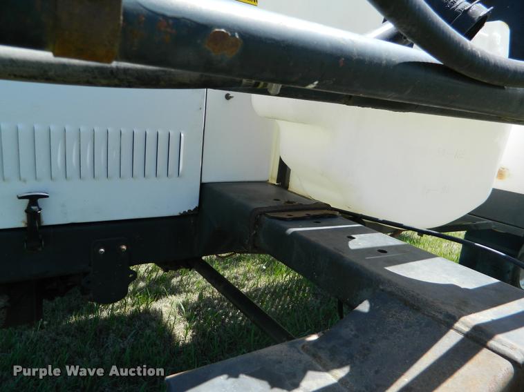 image for item K2568 Melroe 220 self-propelled sprayer