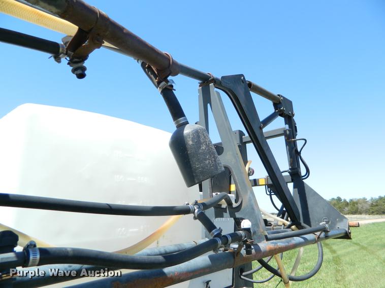 image for item K2568 Melroe 220 self-propelled sprayer
