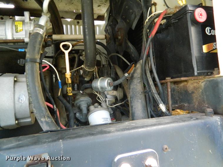 image for item K2568 Melroe 220 self-propelled sprayer