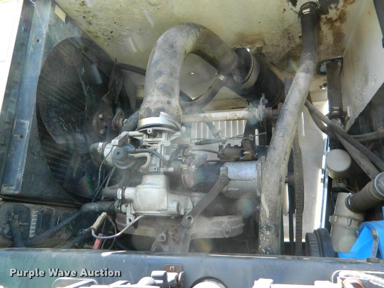 image for item K2568 Melroe 220 self-propelled sprayer