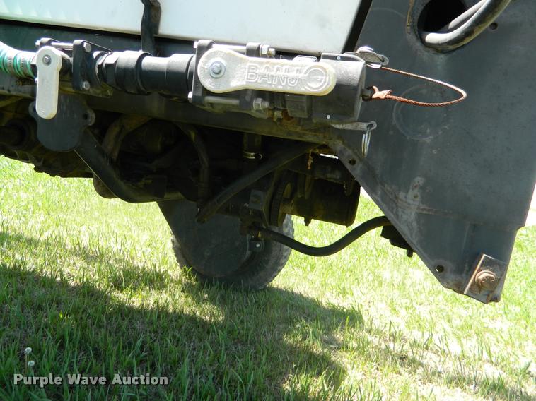 image for item K2568 Melroe 220 self-propelled sprayer