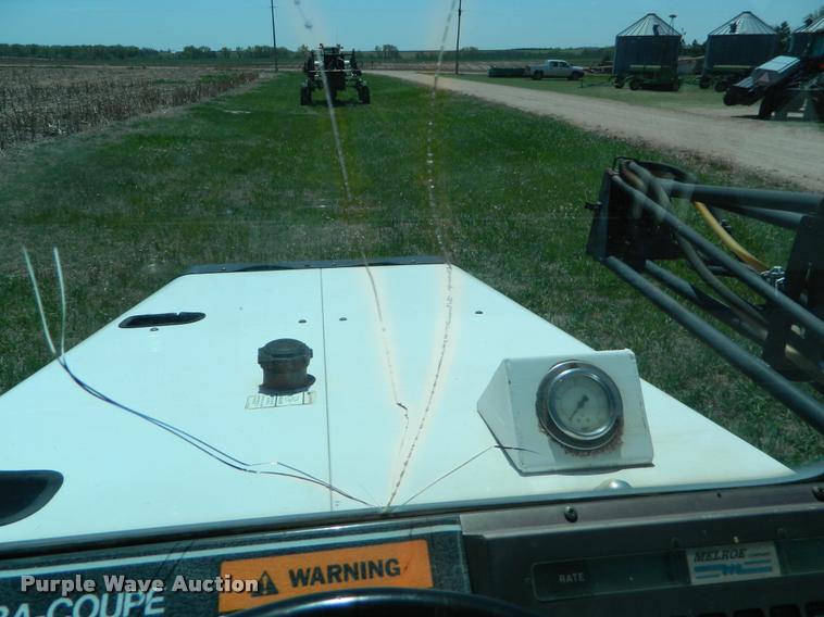 image for item K2568 Melroe 220 self-propelled sprayer