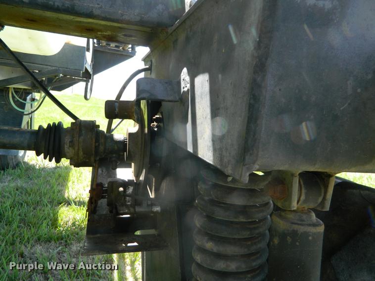 image for item K2570 Melroe 220 self-propelled sprayer