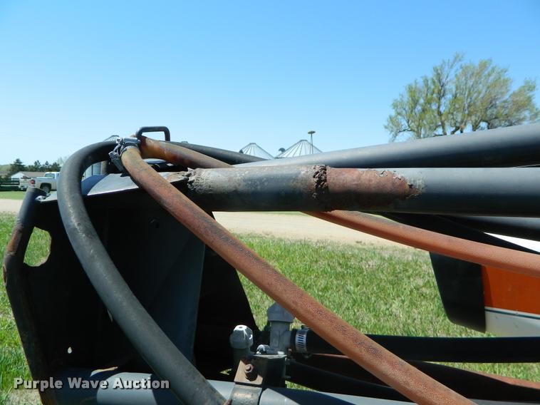 image for item K2570 Melroe 220 self-propelled sprayer