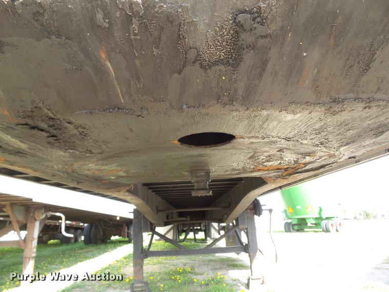 image for item CB9996 1997 Trailmobile F71T-5UAA flatbed trailer