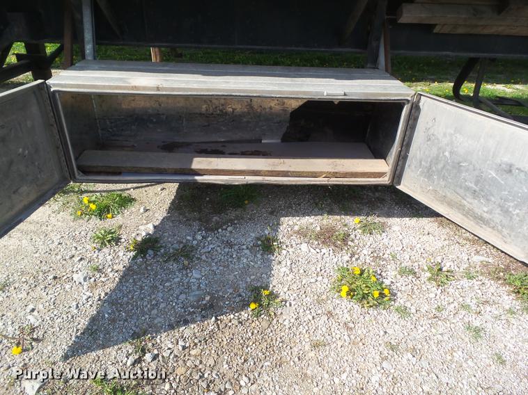 image for item CB9996 1997 Trailmobile F71T-5UAA flatbed trailer