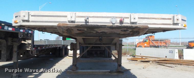 image for item DA0645 1988 East Hi-Boy flatbed trailer