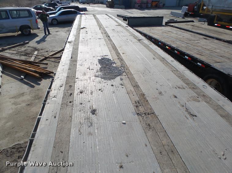 image for item DA0645 1988 East Hi-Boy flatbed trailer
