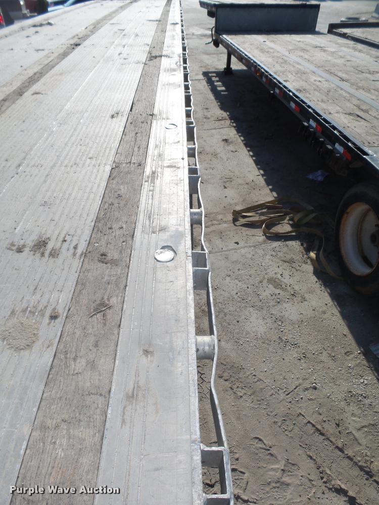 image for item DA0645 1988 East Hi-Boy flatbed trailer