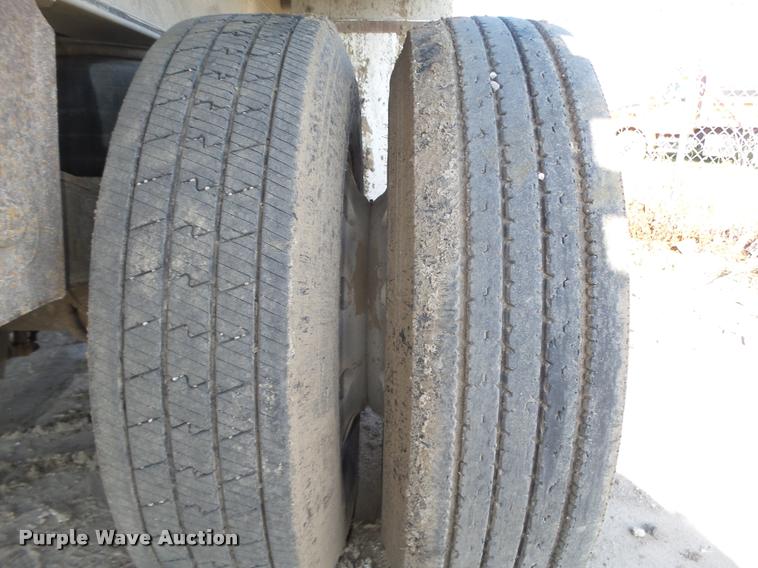 image for item DA0645 1988 East Hi-Boy flatbed trailer