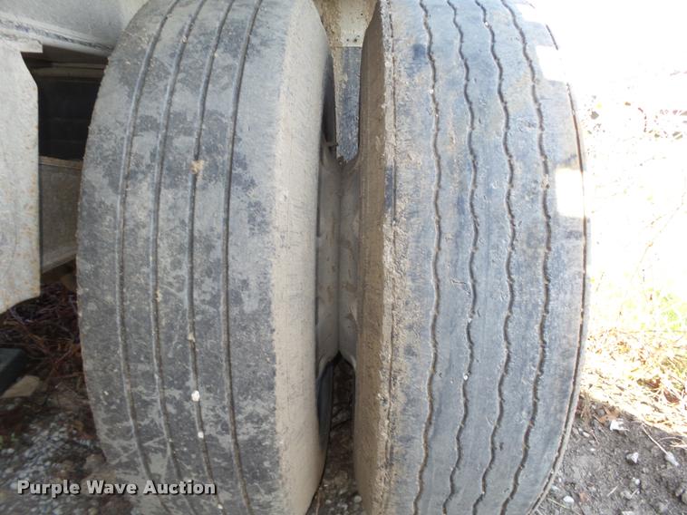 image for item DA0645 1988 East Hi-Boy flatbed trailer