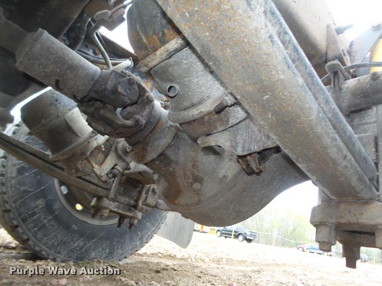 image for item DA0668 2006 Freightliner Columbia CL120 semi truck