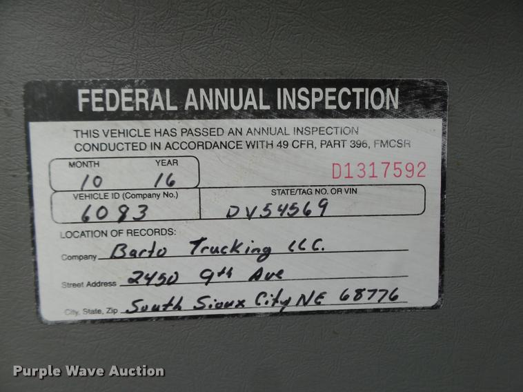 image for item DA0668 2006 Freightliner Columbia CL120 semi truck