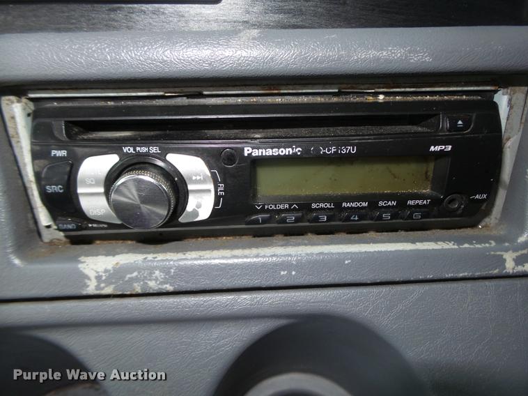 image for item DA0669 2005 Freightliner Columbia CL120 semi truck