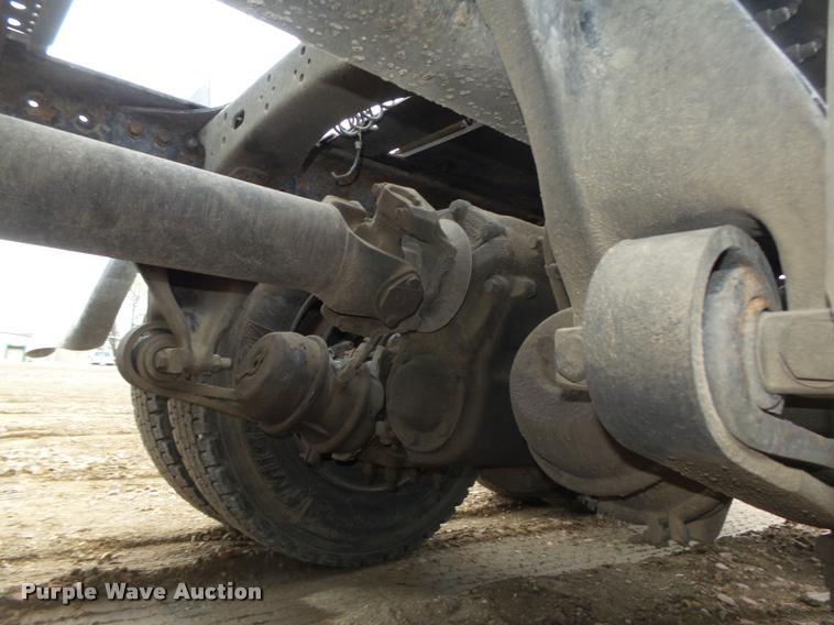 image for item DA0669 2005 Freightliner Columbia CL120 semi truck