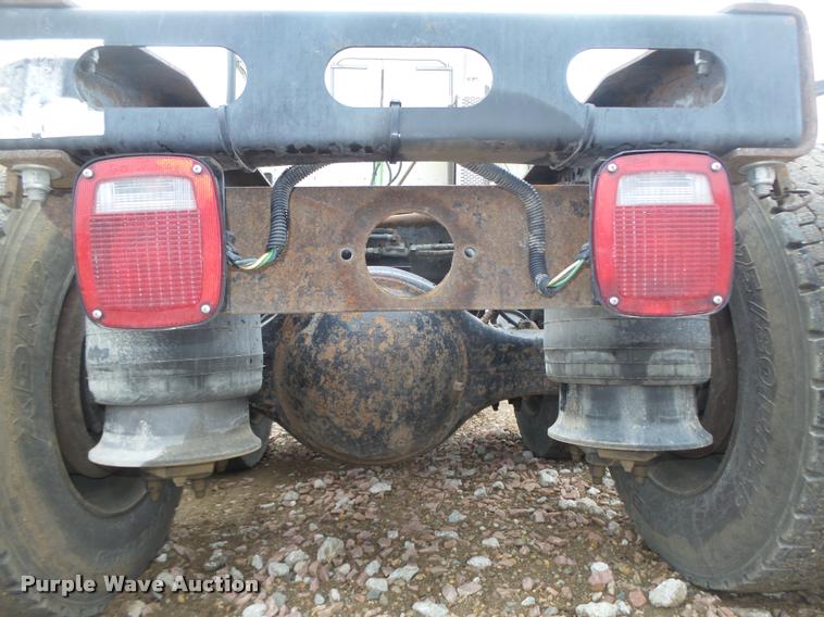 image for item DA0670 2005 Freightliner Columbia CL120 semi truck