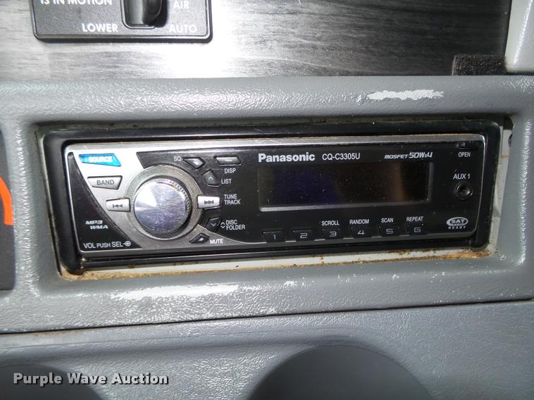 image for item DA0671 2006 Freightliner Columbia CL120 semi truck