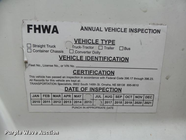 image for item DA0672 2006 Sterling AT9500 semi truck