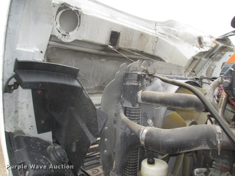 image for item DA0673 2006 Sterling AT9500 semi truck