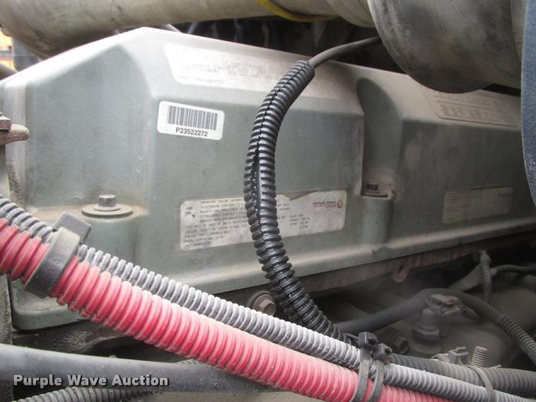 image for item DA0673 2006 Sterling AT9500 semi truck