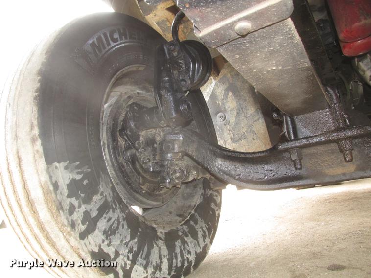 image for item DA0673 2006 Sterling AT9500 semi truck