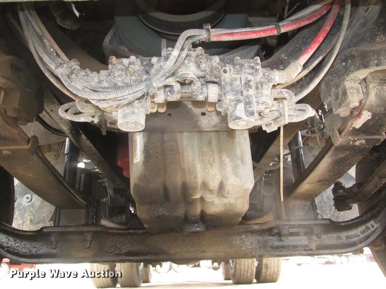 image for item DA0673 2006 Sterling AT9500 semi truck