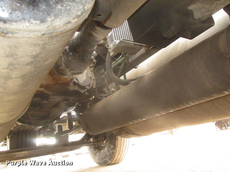 image for item DA0673 2006 Sterling AT9500 semi truck