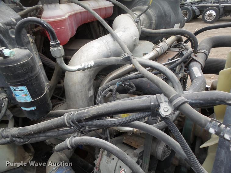 image for item DA0674 2006 Sterling AT9500 semi truck