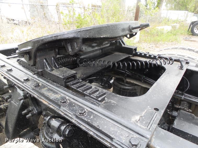 image for item DA0674 2006 Sterling AT9500 semi truck