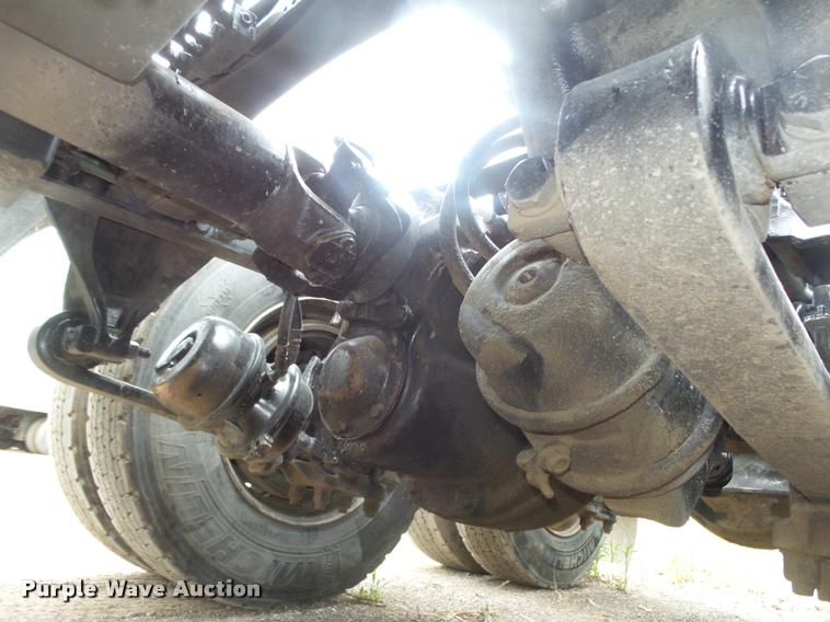 image for item DA0674 2006 Sterling AT9500 semi truck