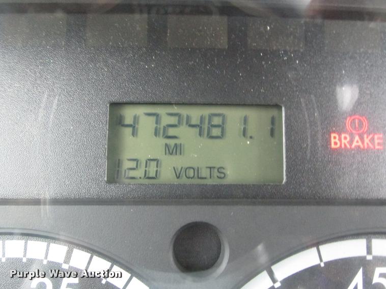 image for item DA0675 2006 Sterling AT9500 semi truck