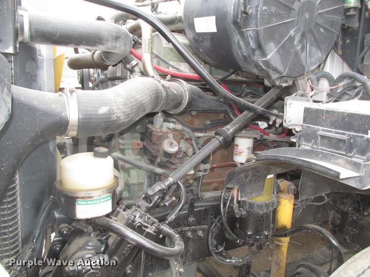 image for item DA0675 2006 Sterling AT9500 semi truck