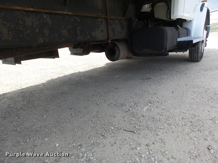 image for item DA3462 1999 Freightliner FL60 flatbed truck