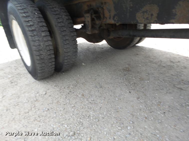 image for item DA3462 1999 Freightliner FL60 flatbed truck