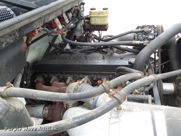 image for item DA3462 1999 Freightliner FL60 flatbed truck