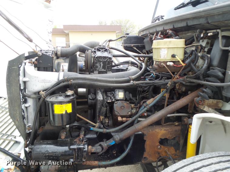 image for item DA3462 1999 Freightliner FL60 flatbed truck