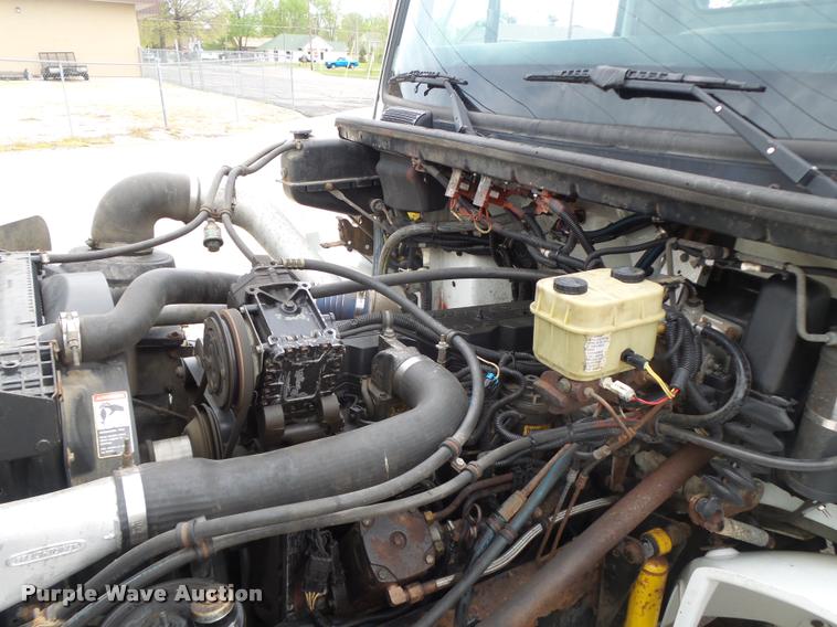 image for item DA3462 1999 Freightliner FL60 flatbed truck