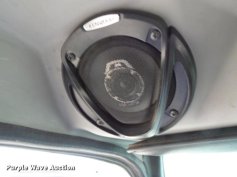 image for item DA3462 1999 Freightliner FL60 flatbed truck