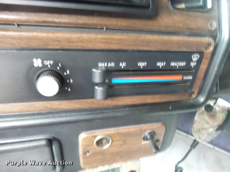 image for item DA3463 1995 Freightliner FLD semi truck