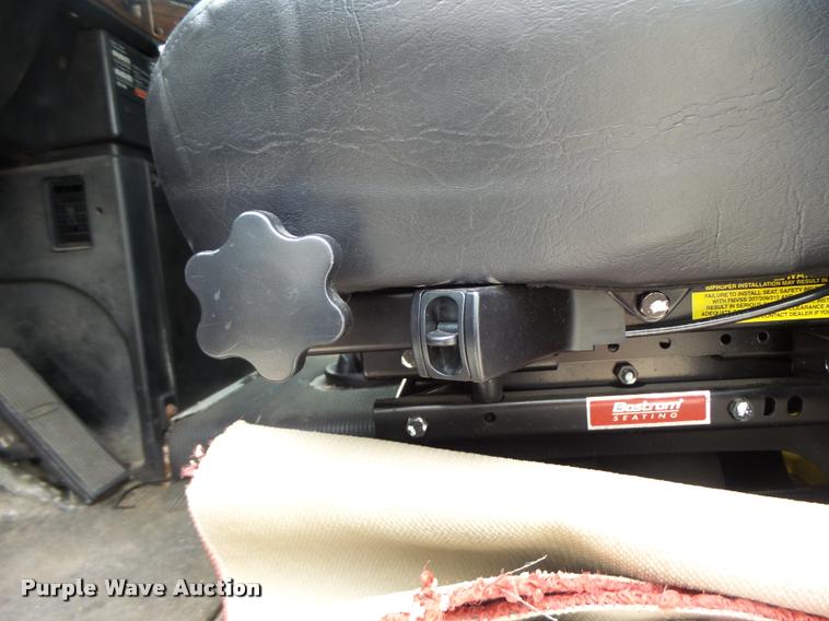 image for item DA3464 1997 Freightliner FLD semi truck